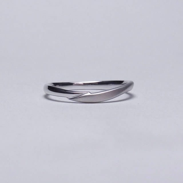指輪イメージ「【結婚指輪】Etreinte（エトラント）　女性用単品」